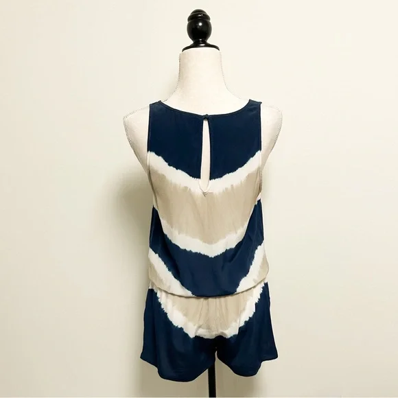 Joie Silk Tie Dye Sleeveless Scoop Neck Isidora Romper XS Ivory Beige Navy FLAWS - Picture 8 of 13
